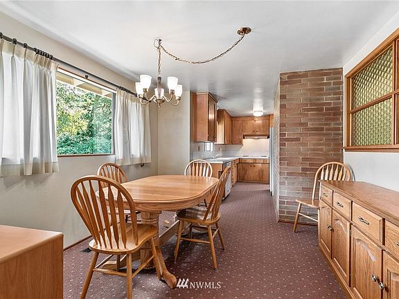 5th image of 14329 73rd Ave NE