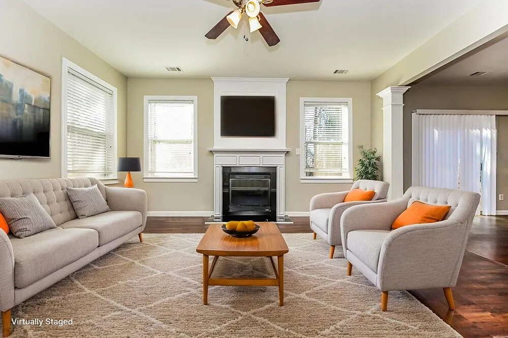 4 bed, 2.5 bath, 2554 sqft, $2,055 — Photo 4