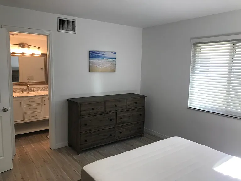 1155 Sandpiper St #B1 — Photo 10