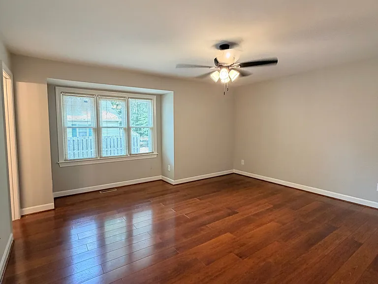 351 S Cherry St — Photo 35
