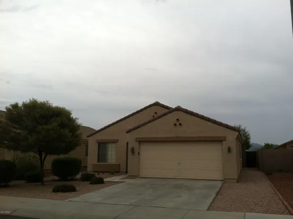 16047 W Larkspur Dr, Goodyear, AZ 85338