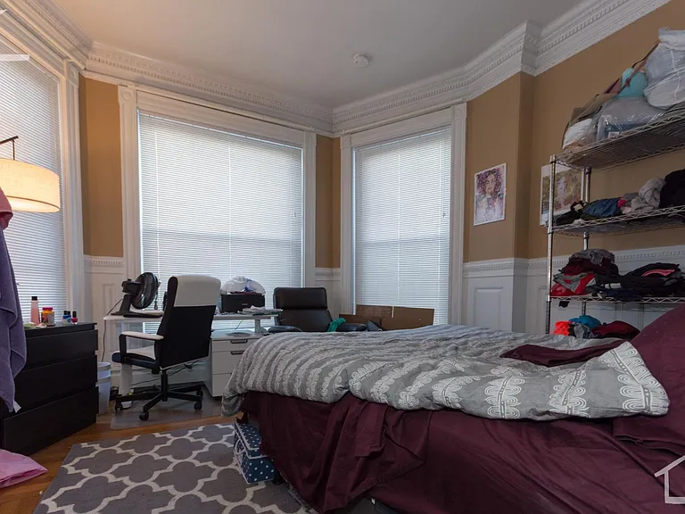 8 Bay State Rd #1A — Photo 1