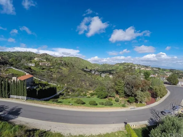 14 Colt Ln, Bell Canyon, CA 91307