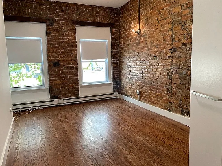 133 E 35th St #Penthouse 1 — Photo 7