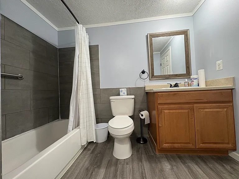 6613 Haydown Ct — Photo 17