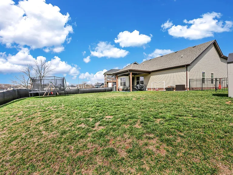 516 Castle Pinckney Ln — Photo 22