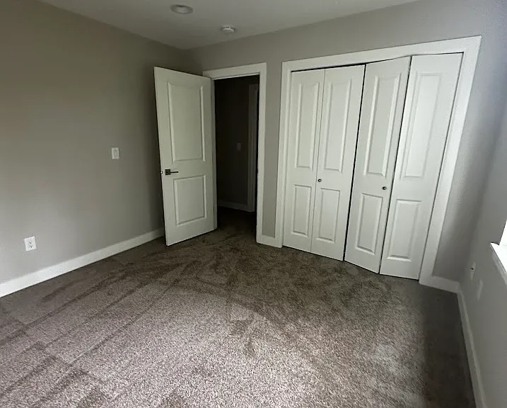 23823 SE 45th Pl — Photo 17
