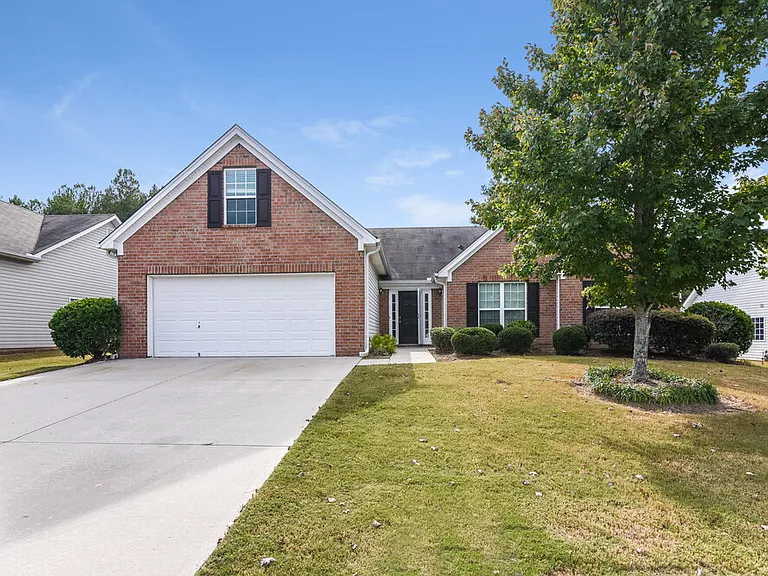 833 Creek Bottom Rd — Photo 1