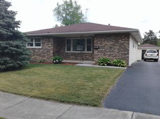 3517 Carpenter St, Steger, IL 60475