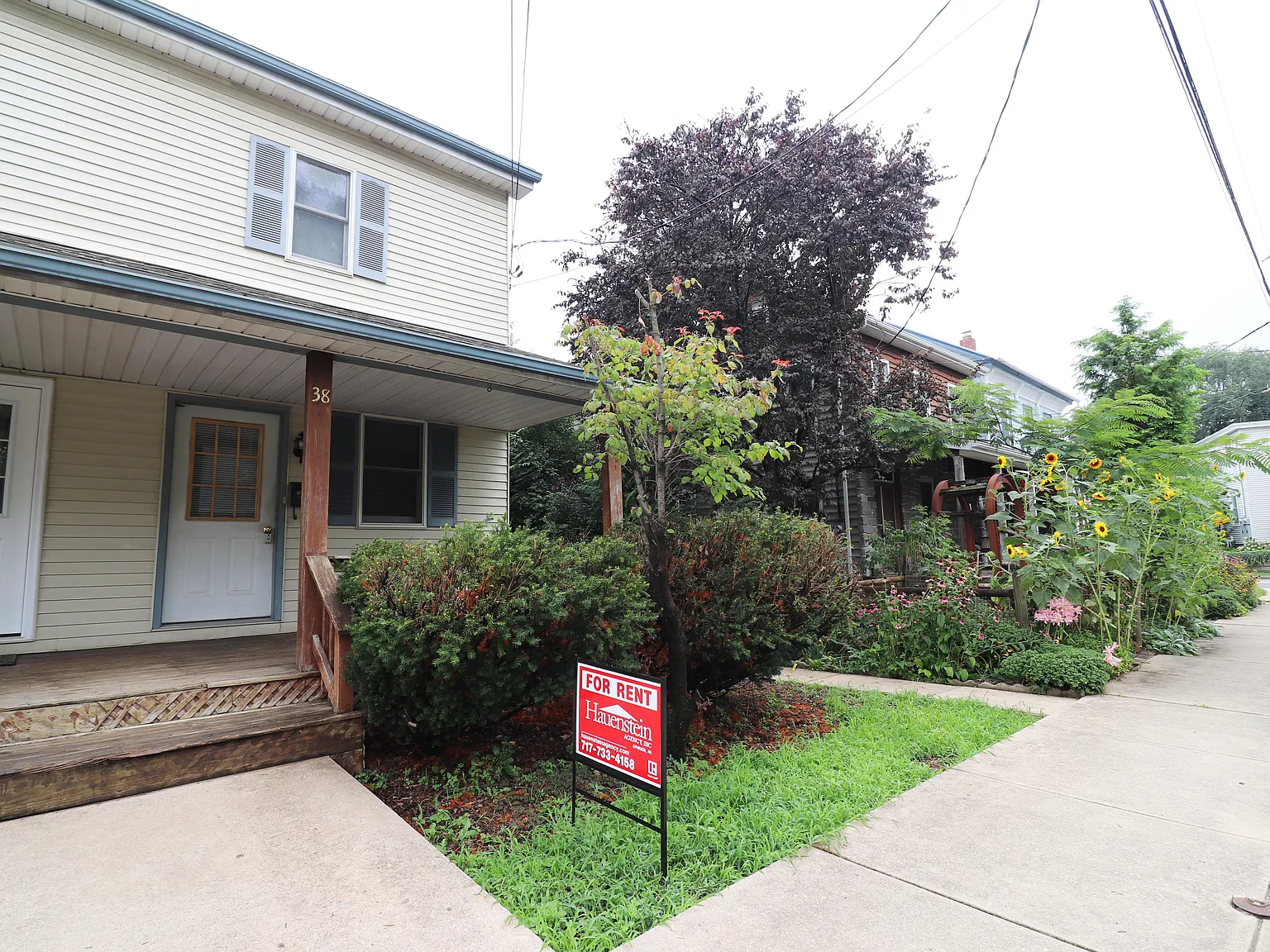 2 bed, $1,150 — Photo 1