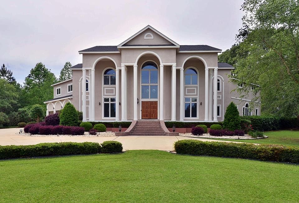 1st image of 135 Quail Pines Dr