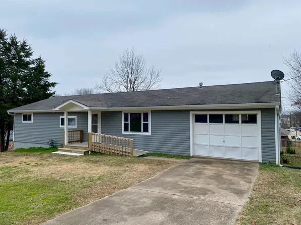 903 W Oakland St, Clarksville, AR 72830