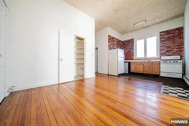214 Closter Dock Rd #6 — Photo 4