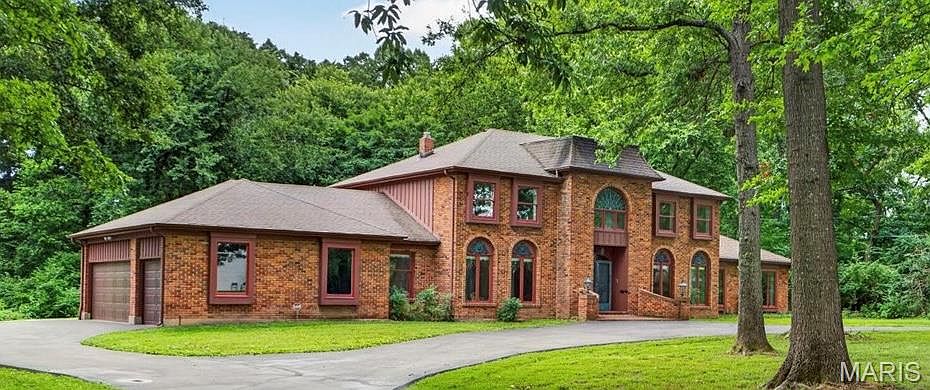 1st image of 1940 Windmoor Pl