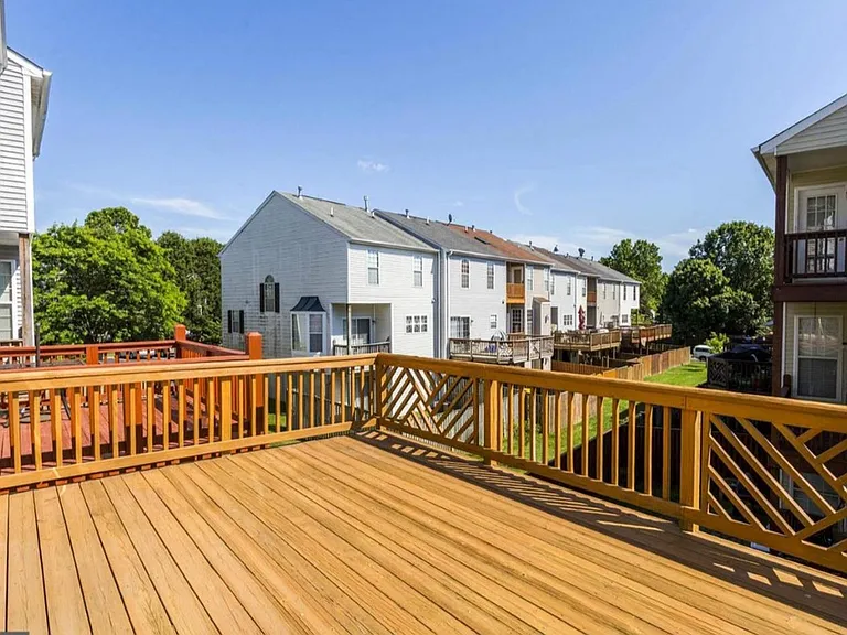 Montauk Dr — Photo 2