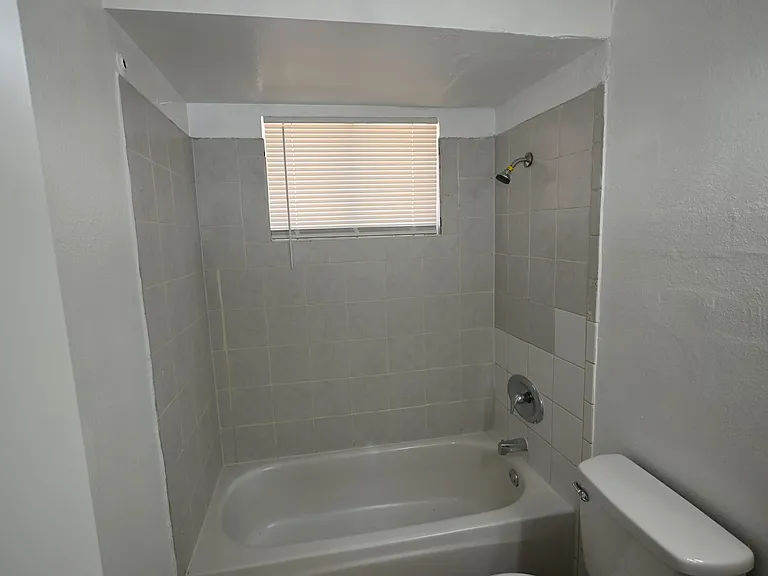 2301 Stewart Ave #A — Photo 14