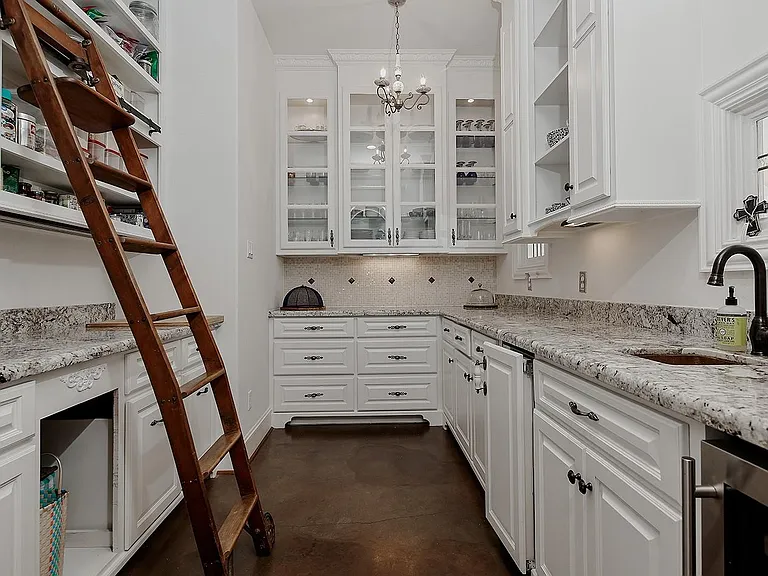 10989 Spell Rd — Photo 18
