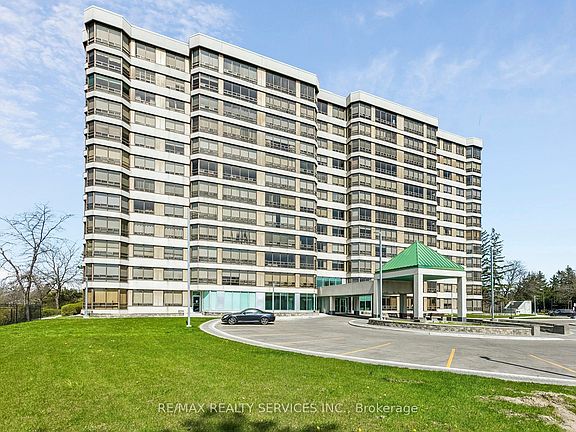 2nd image of 320 Mill St S Unit 1108