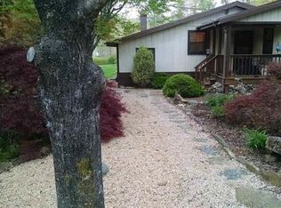 29 Ramsey Ln, Stanardsville, VA 22973