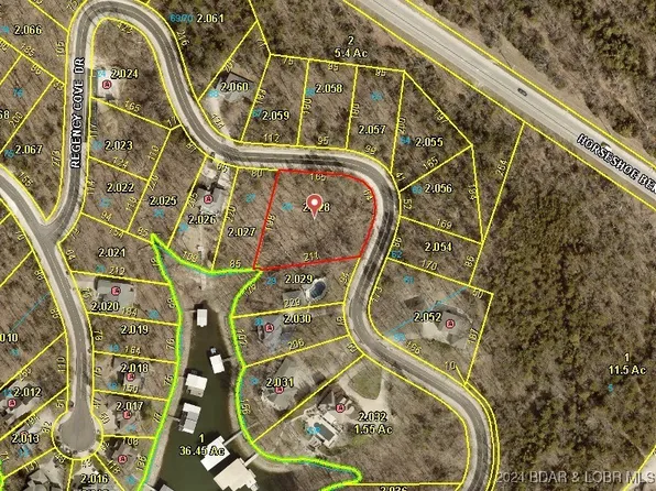 28 Regency Cove Dr, Lake Ozark, MO 65049
