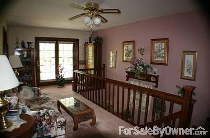 2nd floor sitting room