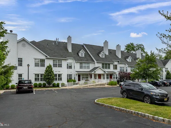 524 Brickhouse Rd, Princeton, NJ 08540