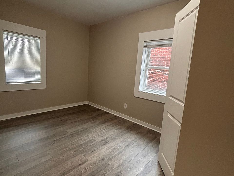 1st image of 818 Kurtz St