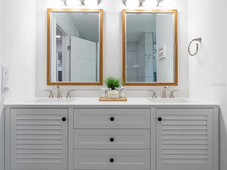 7354 Biltmore Dr — Photo 31