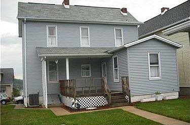 2nd image of 1233 Ashland St