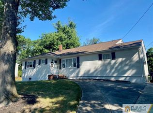 35 Canterbury Rd, East Brunswick, NJ 08816