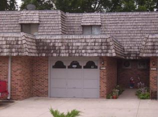 3309 Neerpark Dr, Lincoln, NE 68506
