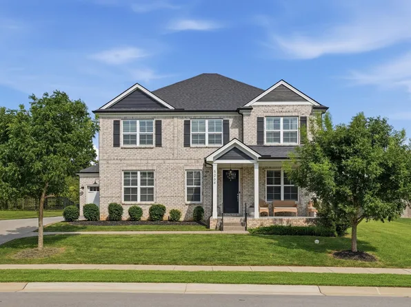 5064 Ozment Dr, Nolensville, TN 37135
