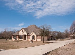 164 Star Point Ln, Weatherford, TX 76088