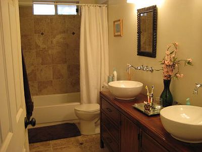 Showroom Bath