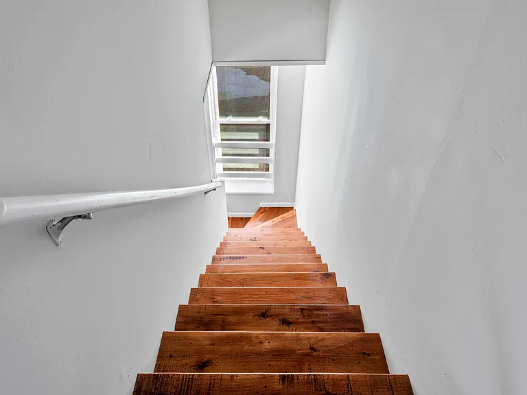 715 Barton St #715A — Photo 21