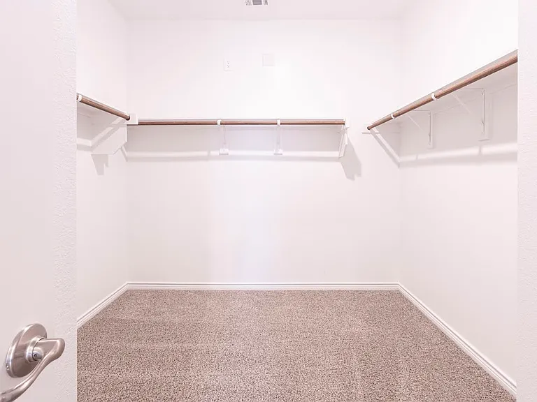 1309 Crookpost Dr — Photo 19