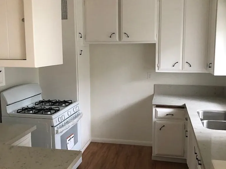 2916 W Main St — Photo 5