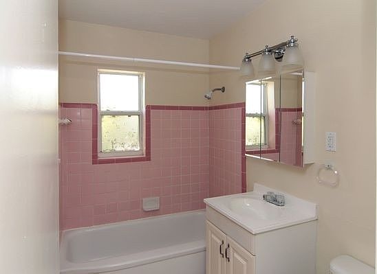 3rd image of 2160 8th Ave N APT 1