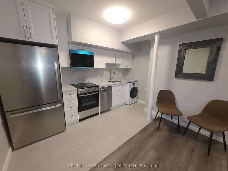 82 Albert St N #6 — Photo 10
