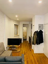 611 East 11th Street