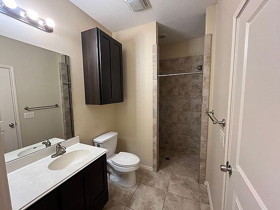 Apartment Bathroom 