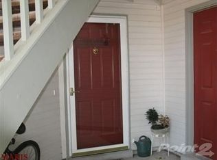 660 Sugar Trail Ct #F, Saint Peters, MO 63376