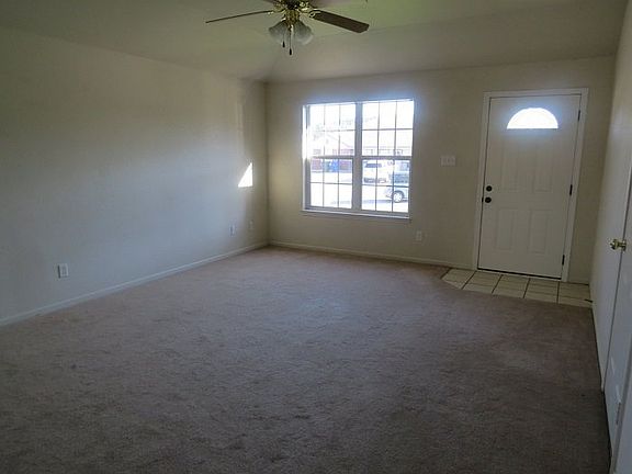 2nd image of 4102 Primrose Dr Unit B
