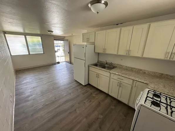 2812 Leialoha Ave APT 1, Honolulu, HI 96816