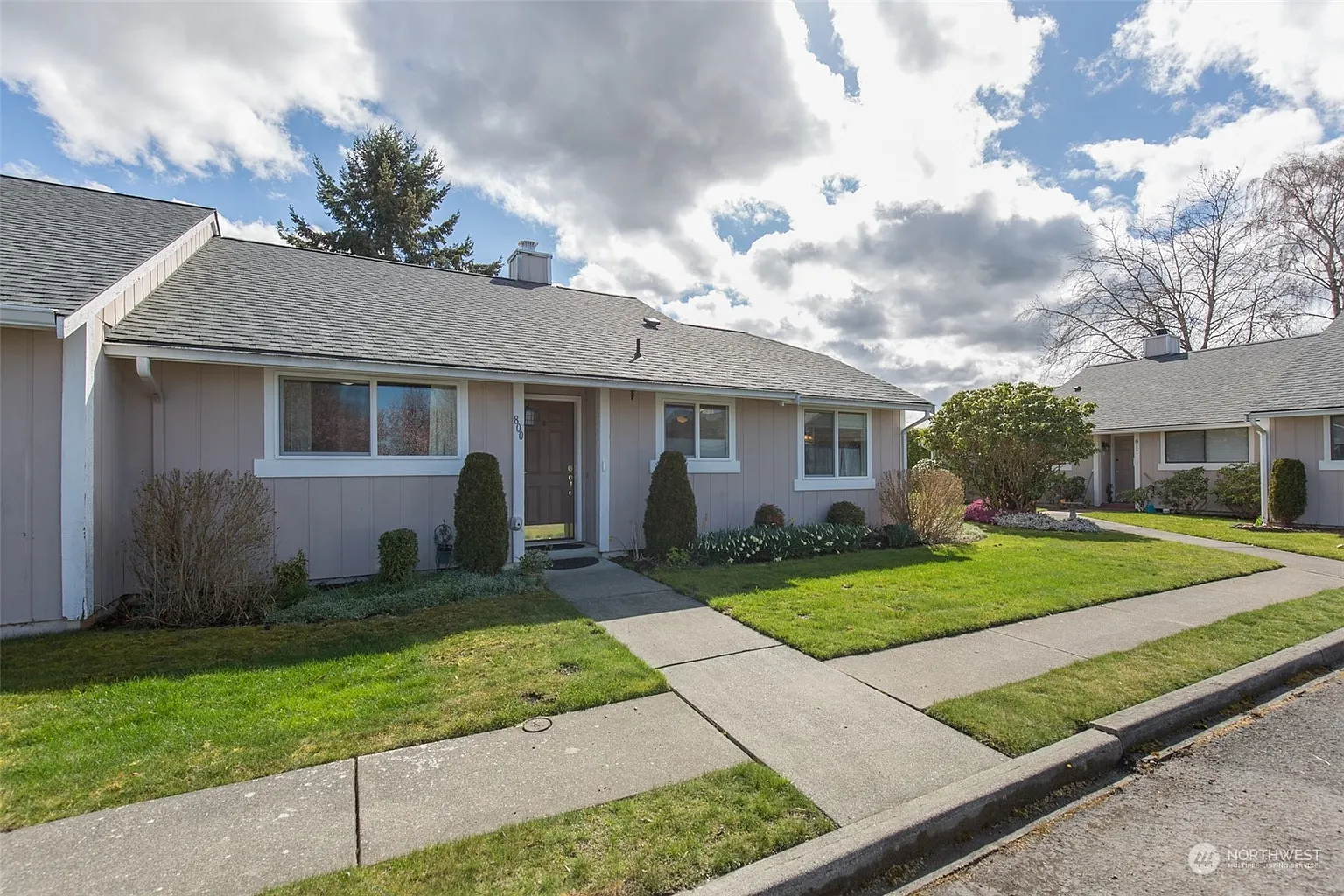 800 N Abbey Court photo 1
