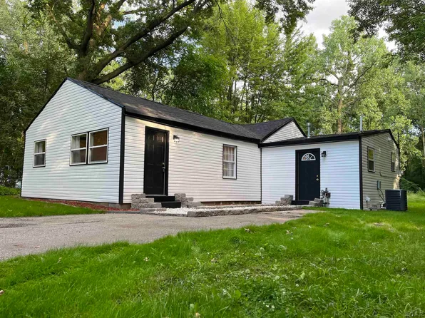 37217 Ecorse Rd, Romulus, MI 48174