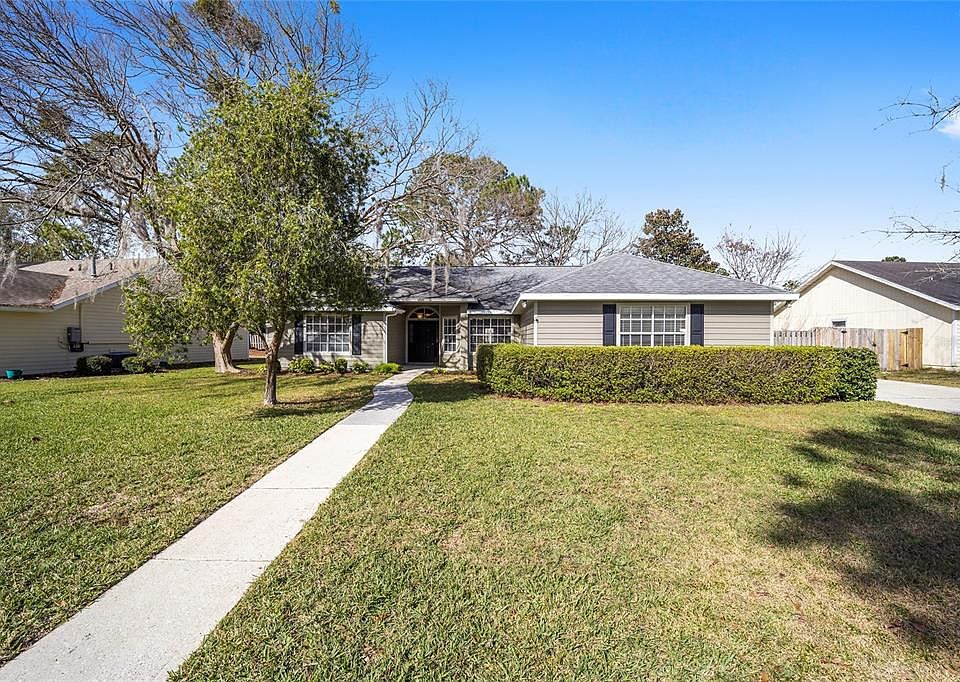 1st image of 3924 NW 59th Ave