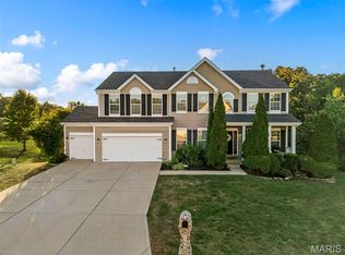 109 Crimson Oaks Ct, Lake Saint Louis, MO 63367