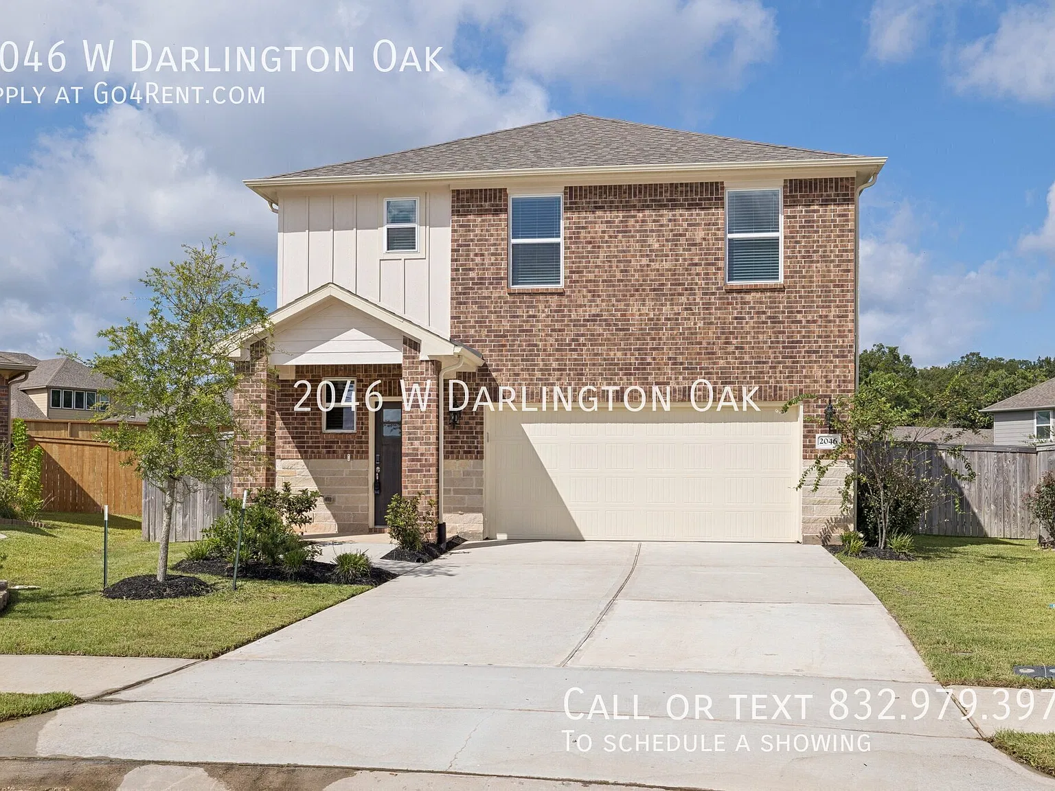 2046 W Darlington Oak — Photo 1