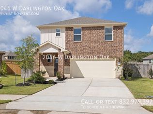 2046 W Darlington Oak Ct, Conroe, TX 77304
